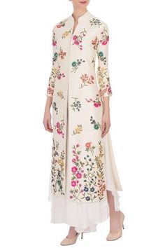 Shop for Aqube by Amber White Embroidered Kurta Palazzo Set for Women Online at Aza Fashions Kurta Palazzo Set, Off White Jacket, Indian Designer Suits, Vintage Shawls, Kurti Embroidery Design, Palazzo Set, Indian Bridal Fashion, Embroidery Suits Design, Pakistani Dress Design