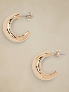 Chubby Curve Hoop Earrings | Banana Republic Factory Banana Republic Factory, Statement Pieces, Banana Republic, Jewelry Box, Jewelry Collection, Personal Style, Everyday Wear, Hoop Earrings