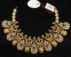 Trending Gold Necklace, Guttapusalu Choker, Emeralds Necklace, Dancing Peacock, Vaddanam Designs, Necklace With Pearl, Antique Gold Jewelry Indian, Gold Bangle Set, Diamond Wedding Jewelry