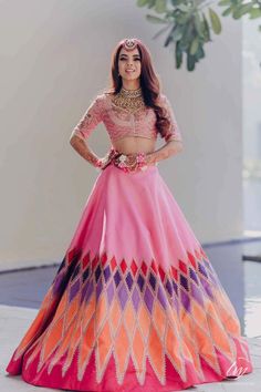 Mehndi Function Dresses, Simple Lehenga, Function Dresses, Mehndi Decor, Indian Gowns, Indian Bridal Outfits