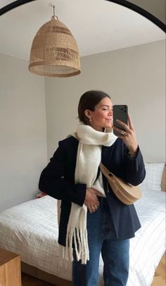 Vest Outfit Layering, Nancy Meyers Aesthetic Fashion, White Scarf Outfit, Big Scarf, Fall 23, Scarf Outfit, Winter 23, White Scarf, Fall Inspiration