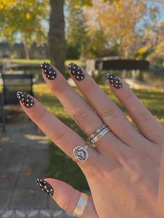 Polka dot nails #fallnails black and white nails #naildesign short nails Rhinestone Polka Dot Nails, Black With White Polka Dot Nails, Black Nails With Polka Dots, Chrome Polka Dot Nails, White Nails With Polka Dots, Short Polka Dot Nails, Black French Tip With Flowers, Red And White Polka Dot Nails, Polka Dot Nails French Tip