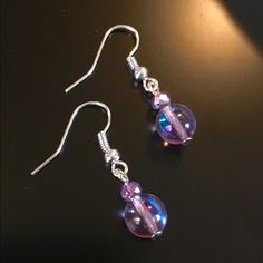 New Artisan “Twistedesignz” Iridescent Lavender Glass Bead Silver Earrings Hypoallergenic Purple Beaded Earrings, Adjustable Hypoallergenic Purple Beaded Earrings, Earrings Dangle Simple, Purple Jewelry, Purple Earrings, Earrings Color, Earrings Dangle, Glass Bead, Color Purple