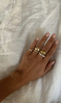 Everyday Gold Jewelry, Uggs Boots, Summer Beach Vacation, Nail Jewelry, Mode Inspo, Jewelry Inspo