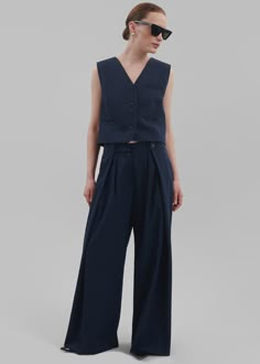 Ayah Pleated Trousers - Navy Capsule Dressing, Denim Suit, Classic Trousers, The Frankie Shop, Frankie Shop, Paris Woman, Pleated Trousers, Mini Short, Low Waisted