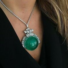 Art Deco Style Green Cabochon Highend Party Fine Necklace CZ 925 Sterling Silver | eBay Empowering Art, Dramatic Art, Art Deco Emerald, Verde Jade, Bijoux Art Nouveau, Gold Earrings Designs, Modern Necklaces, Deco Jewelry, Fabulous Jewelry