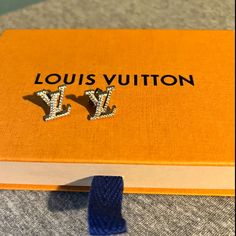 Brand New, Never Worn Designer White Gold Earrings, Lv Earrings, Louis Vuitton Bracelet, Monogram Earrings, Louis Vuitton Jewelry, Luxury Wear, Circle Monogram, 5th Avenue, Wish Bracelets