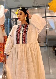 free size Ethiopian hand woven cotton. Habesha Clothes, Ethiopian Clothing, Habesha Dress, Ethiopian Traditional Dress, Ethiopian Dress, Habesha Kemis, Couples Outfit, Clothes Sewing, African Style