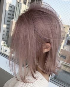 Korean Hairstyle Color Hair Dye, Pretty Outfits Korean Fashion, Korean Colored Hair, Subtle Hair Dye Ideas, Lavender Beige Hair, Korean Color Hair, Korean Hair Dye Ideas, Smoky Pink Hair, Korean Pink Hair