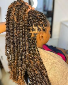 If you're looking to try something new and protective for your natural hair, Afro kinky twists are a great option to consider. Afro Twist Braid, Latest Braided Hairstyles, Bts Hairstyle, Natural Hair Afro, Passion Twists, Birthday Hairstyles, Hair Afro