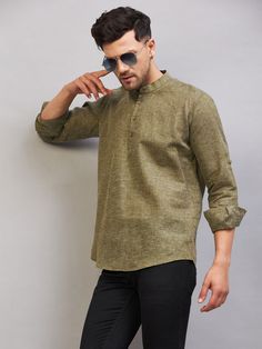 Vastramay Men's Green Short Cotton Kurta