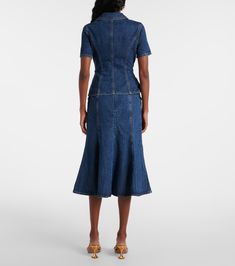 Cotton Denim Midi Dress With Buttons, Medium Wash Cotton Dress With Buttoned Pockets, Fitted Midi Denim Dress With Buttoned Pockets, Cotton Midi Denim Dress With Button Closure, Cotton Denim Midi Dress With Button Closure, Denim Midi Dress With Pockets And Short Sleeves, Elegant Ribbed Collar Top, Indigo Denim Short Sleeve Dress With Pockets, Fitted Button-up Midi Dress With Pockets