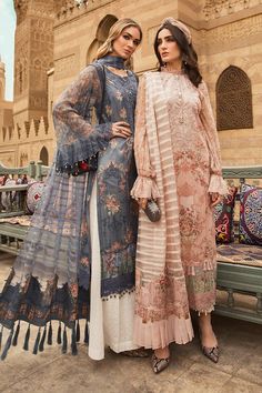 Pakistani Designer Eid Dresses presented with embroidered and print work. You can buy Pakistani Designer Eid Dresses in all over USA with fast delivery डिजाइनर कपड़े, Pakistan Clothes, Eid Dress, Brown Clothing, Pakistani Dresses Online, Nikkah Dress, Pakistani Fashion Casual, Pakistani Dresses Casual, Pakistani Fashion Party Wear