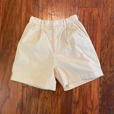 Gap High Rise Pleated Khaki Shorts In Washwell. Khaki Tan Color. Brand New Without Tags. Size 00 Gap Shorts, Khaki Shorts, Tan Color, Gap, High Rise, Womens Shorts, Brand New, Tags, Women Shopping