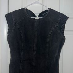 Nwt Zara Black Denim Mini Dress Size L Black Cotton Denim Dress For Spring, Casual Black Denim Top, Black Short Sleeve Denim Dress For Spring, Trendy Black Denim Mini Dress, Chic Black Denim Mini Dress, Casual Black Denim Mini Dress, Chic Black Mini Denim Dress, Black Sleeveless Denim Dress, Chic Black Mini Length Denim Dress