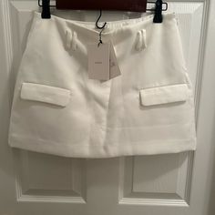 Dissh Micro White Mini Skirt With Front Pockets. Brand New With Tags. Size 12 In Australian, Converted To American It’s A Size 8. Skirts White, White Mini Skirt, Micro Mini, White Skirts, Shirt Color, Mini Skirt, Colorful Shirts, Womens Skirt, Color White