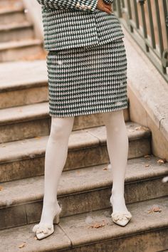 The Park Ave Skirt in Green is made of eye-catching houndstooth tweed fabric. With a knee-length fit and hidden back zipper, it's stylish and easy to wear. The back vent detailing and full lining add extra comfort and class. Perfect for work or play. Ivy City Women's Park Ave Skirt Green | Size: 5X Fitted Knee-length Plaid Bottoms, Elegant Plaid Knee-length Skirt, Chic Knee-length Tweed Skirt, Knee-length Houndstooth Dress For Office, Retro Knee-length Plaid Skirt, City Woman, White Dress Party, Boys Romper, Tweed Fabric