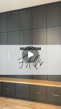 the mudroom has been painted with black and white lettering that reads, fall's