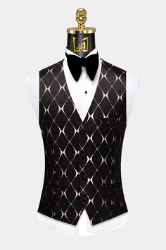 Rose Gold Tuxedo, Black And Gold Tuxedo, Rose Gold Suit, Black And Gold Outfit, Gold Tuxedo, Queen Wedding, Queens Wedding, Gold Suit, Black And Rose Gold