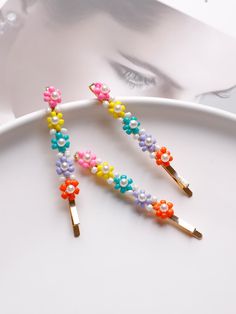 Diy Hair Accessories For Women, Pearl Earrings Handmade, Diy Hair Accessories Ribbon, Beaded Hair Pins, Beaded Hair Clips, Unique Hair Accessories, Engagement Mehndi Designs