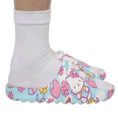 Hello Kitty Character Toss Floral And Cloud Art Women's Slides-medium : Target Cinamonroll Sanrio Shoes, Sanario Shoes, Cinnamoroll And My Melody, Comfy Slides, Shop Hello Kitty, Hello Kitty Cinnamoroll, Shower Sandals, Friends Merchandise, Rhinestone Slides