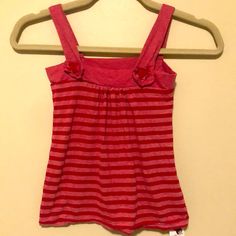 Nwt Vigorella Belle Self Stripe Flower Power Singlet With Wide Straps. Excellent Condition. Girls Size 6-7. Made In Australia. 100% Cotton. Soft And Comfortable. All Offers Welcome! Thank You! Cute Red Sleeveless Top, Red Fitted Tops For Playwear, Fitted Red Tops For Playwear, Red Sleeveless Playwear Top, Cute Red Top For Spring, Cute Red Tops For Spring, Red Sleeveless Top For Playwear, Cute Red Spring Tops, Tommy Hilfiger Long Sleeve