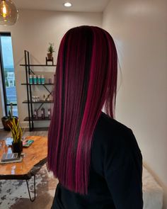 Pink🩷 using magenta by @pravana Burgundy And Magenta Hair, Electric Pink Hair, Hairdye Inspo Short Hair, Magenta Hair Aesthetic, Hot Pink And Brown Hair, Magenta And Black Hair, Magenta Highlights On Dark Hair, Black And Magenta Hair, Outfits With Pink Hair