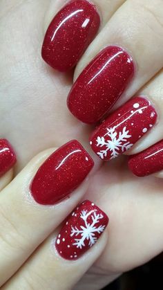 50 Festive Christmas Nail Art Designs To Wow This Season Red Christmas Nails, Holiday Nail Designs, Christmas Nails Easy, Christmas Gel Nails, Christmas Nail Art Designs, Red Nail, Winter Nail Designs, Festival Nails