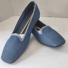 Vivaia Samantha Classic Loafer Square Toe Flats Denim Blue Size 42 (Us 10.5) New New With Box Please See All Photos As They Are Part Of The Item Description And Condition Introducing The Vivaia Samantha Classic Loafer In Denim Blue, Perfect For Any Occasion Whether It's For Travel, Casual Wear Or Work. These Lightweight And Breathable Flats Feature An Embroidered Logo And A Solid Pattern With A Slip-On Closure. The Square Toe Design Adds A Touch Of Elegance To The Shoe, Making It Suitable For An Blue Slip-on Summer Loafers, Blue Slip-on Loafers For Summer, Comfortable Blue Loafers With Flat Heel, Blue Casual Slip-on Loafers, Blue Flat Slip-ons Casual Style, Blue Flat Loafers For Summer, Blue Casual Slip-ons With Flat Heel, Casual Blue Slip-ons With Flat Heel, Casual Blue Slip-on Loafers