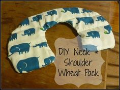 the instructions for how to make a diy neck and shoulder pad with elephants on it