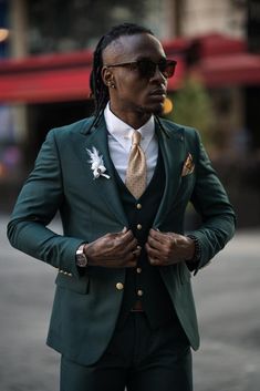 Bojoni Veneta Green Slim Fit Peak Lapel Suit | BOJONI Peak Lapel Suit, Summer Wedding Suits, Costume Vert, Pants Gift, Green Suit, Peak Lapel, Jacket Vest, Slim Fit Suit, Tuxedo Jacket