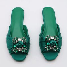 Size 9 New Without Tags Nwot Smoke Free, Pet Hair Free Home More Questions? Leave In Comments Below. Spring Footwear, Party Flats, Foldable Ballet Flats, Beach Wedding Sandals, Women Flat Sandals, Elegant Heels, Rhinestone Flats, Chic Sandals, Bow Decor