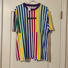 Brand New Guess X J Balvin Tour Merch Colores Medium No Stains Casual T-shirt For Pride Streetwear, Trendy Multicolor Pride T-shirt, Casual Multicolor Tops For Pride, Trendy Rainbow Top For Pride, Casual Color Block Cotton Shirt, Casual Cotton Color Block Shirt, Casual Multicolor Rainbow Print Shirt, Pride Multicolor Short Sleeve Tops, Casual Rainbow Pride Tops