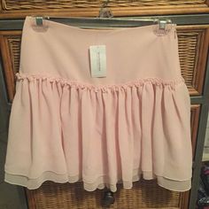 Brand New Never Worn Adorable Pink Skirt! I’m 5’2 And Hits Me Above The Knee...Would Be Cute With Some Tights Or With An Off The Shoulder Top! Light Pink Mini Skirt, Skz Concert, Black Straight Skirt, Black Ruffle Skirt, Bday List, Navy Pencil Skirt, Fluffy Skirt, Pink Mini Skirt, Wardrobe Pieces