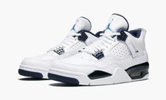 Jordan 4 White, Nike Air Jordan 4, Dr Shoes, Blue Jordans, Jordan Shoes Retro, Shoes Stand, Cute Nike Shoes, Jordan 4 Retro, Air Jordan Retro