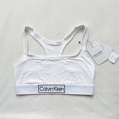 Brand New With Tags! Spring Crop Top With Light Support, Spring Cotton Sports Bra With Built-in Bra, Medium Support Cotton Crop Top, Fitted Casual Cotton Bra, Summer Light Support Sports Bra For Loungewear, Casual Fitted Cotton Bra, Sporty Fitted Bra For Summer, Casual Cotton Bra With Medium Support, Casual Medium Support Cotton Bra