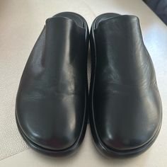 Looks Like Worn A Couple Of Times. One Has A Little More Wrinkle Than The The Other Formal Mules With Textured Sole And Round Toe, Formal Round Toe Mules With Textured Sole, Formal Mules With Stitched Sole And Round Toe, Black Mules With Stitched Sole And Round Toe, Mule Clogs, Mules Shoes, A Couple, Clogs, Women Shoes