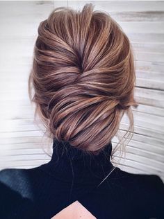 #updos #buns #MzManerzHairTeam #MzManerz |Be Inspirational ❥|Mz. Manerz: Being well dressed is a beautiful form of confidence, happiness & politeness Mother Of The Bride Hair, Peinados Recogidos, Low Bun, Wedding Hairstyles Updo, Prom Hairstyles, Olivia Palermo, Wedding Hair And Makeup