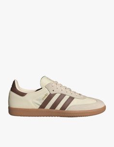 Mens Samba OG - Cream White/Preloved Brown/Marvel White - 11- #BrownWonder #Cream #Mens #Samba #WHITE #WhitePreloved Check more at https://howcandothis.com/manstyle/mens-samba-og-cream-white-preloved-brown-marvel-white-11/ Football Heritage, Samba Shoes, Adidas Branding, Joggers Shoes, Sneaker Style, Adidas Brand, Cream Shoes, Adidas Mens, The Pitch