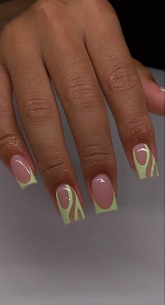 25th Birthday Acrylic Nails, Baddie Birthday Nails French Tip, Biab Nail Sets, Short Square Acrylic Nails 2024, Nail Inspo Design Short, Cute Birthday Nails Short Square, Edgy Gel Nails Short, Extra Birthday Nails Almond, Short Nail Designs Birthday Ideas