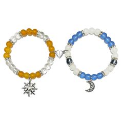 PRICES MAY VARY. SUN AND MOON BRACELETS: Inspired by the features of sun and moon, we designed this matching Sun-Moon heart bracelet for couples and friends. When two bracelets come together, they attract each other. This bracelets can make separated friends or couples feel connected, no matter how far apart you are, this pair of long distance bracelets will make you feel together. The meaningful spider themed design, definitely a great gifts for her/him. SIZE: Round bead size is about 8mm. The Matching Things For Best Friends, Bracelets For Besties, Glass Beads Bracelet Ideas, Matching Bead Bracelets, Bracelet Themes, Cute Matching Bracelets, Friendship Bracelets Matching, Gifts For Couples Friends, Spider Kitty