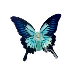 Upgrade your fashion game with our Acetate Large Butterfly Hair Clip - the ultimate Animal Claw Clip. This accessory perfectly combines organic sophistication with contemporary flair. The sizeable butterfly design infuses a touch of playfulness and grace, resulting in a standout piece that amplifies your aesthetic with a touch of dainty allure and wit. Size - 9.5*7*5cm, 3.7*2.8*2in Weight - 30g, 1.1oz Material - Acetate. Butterfly Hair Claw, Unique Hair Accessories, Subversive Cross Stitch, Cup Crafts, Largest Butterfly, Butterfly Hair Clip, Cozy Pillow, Hair Claw Clip, Cozy Room Decor