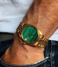 Vintage Watch Outfit, Dad Fashion Aesthetic, Watch Outfit, Aesthetic Men, Fancy Watches, Vintage Timepiece, Men's Vintage Watch