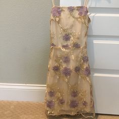 Amari Gold Floral Mesh Dress By Lucy In The Sky , Xs, (Nwot) Excellent Condition. Gold Dress With Embroidered Lilac Floral With Open Lower Back And Adjustable Bow In Back. Fully Lined Dress, Adjustable Straps, Back Zipper Dress Length 31 Inches Lucy In The Sky Dress, Floral Mesh Dress, Back Zipper Dress, Lucy In The Sky, Zipper Dress, Sky Color, Dress Zipper, Gold Floral, Gold Dress