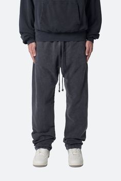 Relaxed Every Day Sweatpants - Washed Black Cuffed Sweatpants Outfit, Men’s Sweatpants, Baggy Sweatpants Outfit Men, Mens Sweatpants Style, Fits With Sweatpants, Mens Comfy Outfits, Sweatpants Outfit Men, Sweats Men, Gray Sweatpants Outfit