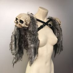 Costume Viking, Viking Skull, Fair Outfits, Womens Costumes, Fest Outfits, Fantasy Costumes, Httyd, Fantasy Clothing