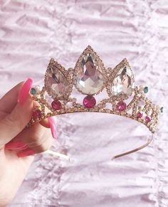 Tiara Aesthetic, The Twelve Dancing Princesses, Royalty Core, Twelve Dancing Princesses, Crown Aesthetic, Fairytale Aesthetic, Queen Aesthetic