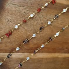 Material: Quartz  Chains finished: gold plated Chain size: 6mm Color: as pictures Listing is for 1 meter. Silver Necklaces:  https://www.etsy.com/shop/KittyGemstones?section_id=31912967 Gemstone Beads: https://www.etsy.com/shop/KittyGemstones?section_id=15801983 Gemstone and Cabachons: https://www.etsy.com/shop/KittyGemstones?section_id=15589853 Gemstone Charms: https://www.etsy.com/shop/KittyGemstones?section_id=15803526 Silver Charms: https://www.etsy.com/shop/KittyGemstones?section_id=2182861 Jewelry Accessories Ideas, Rosary Chain, Accessories Ideas, Craft Supply, Jewelry Inspo, Gold Plated Chains, Beaded Chain, Silver Charms, Silver Beads