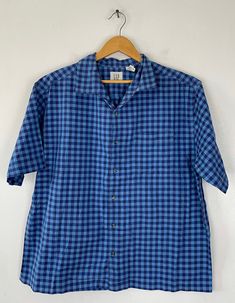 "-Description- >Gap men's blue plaid shirt >short sleeve >button front >open pocket on the front >size large/XL - tag marked large but chest measurement is more like XL - please check all measurements before purchase >so preppy! >condition: very good >color(s): blue >fabric(s): 100% cotton >brand: gap >care: machine wash -Measurements- >size: large/XL ✩ all measurements are taken with the item laying flat & some sizes are estimates so please check measurem Mens Check Shirt, Short Sleeve Plaid Shirt, Tan Blazer, Gap Men, Blue Plaid Shirt, Vintage Hawaiian Shirts, Button Down Short Sleeve, Light Blue Shirts, Vintage Polo Ralph Lauren