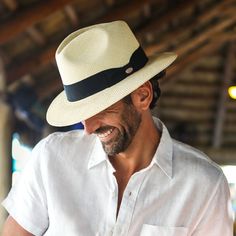 Panama Hat Style, Hat Trends, Hats For Summer, Lifeguard Hat, American Hat, Straw Panama Hat, Mens Fedora, Safari Hat, Mens Sun Hats